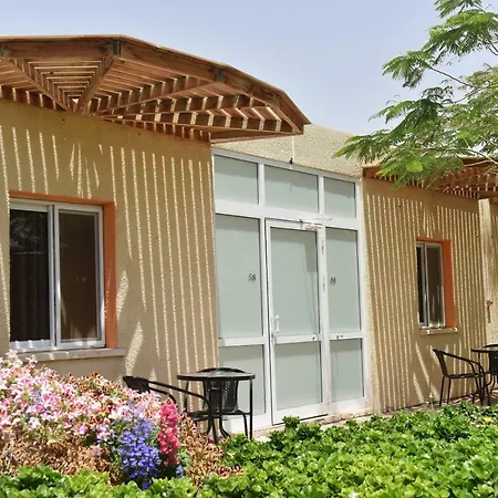 Eilot Kibbutz Country Lodging Eilat Esterno foto